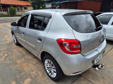 RENAULT Sandero 1.0 16V 4P FLEX AUTHENTIQUE, Foto 4