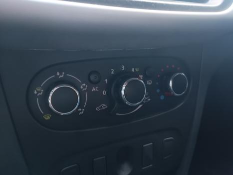 RENAULT Sandero 1.0 12V 4P FLEX SCE AUTHENTIQUE, Foto 9