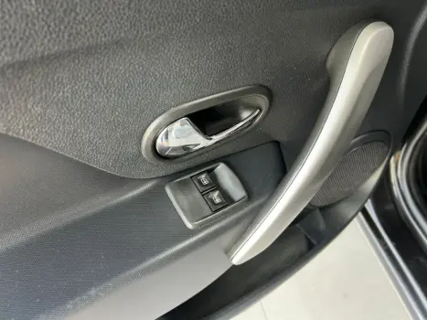 RENAULT Sandero 1.0 12V 4P FLEX SCE EXPRESSION, Foto 3