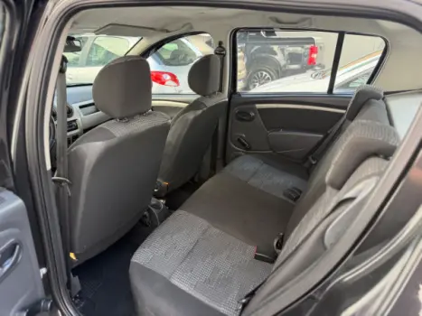 RENAULT Sandero 1.0 16V 4P FLEX EXPRESSION, Foto 13