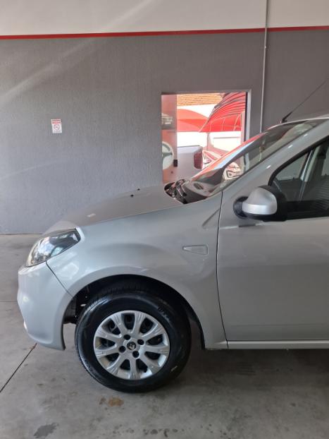 RENAULT Sandero 1.0 16V 4P FLEX EXPRESSION, Foto 9