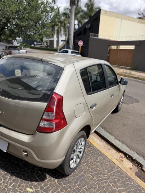 RENAULT Sandero 1.0 16V 4P FLEX AUTHENTIQUE, Foto 4