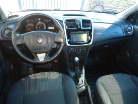 RENAULT Sandero 1.0 16V 4P FLEX AUTHENTIQUE, Foto 4