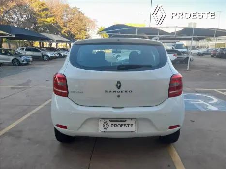 RENAULT Sandero 1.0 16V 4P FLEX AUTHENTIQUE, Foto 3
