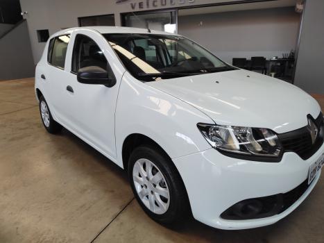 RENAULT Sandero 1.0 16V 4P FLEX AUTHENTIQUE, Foto 2