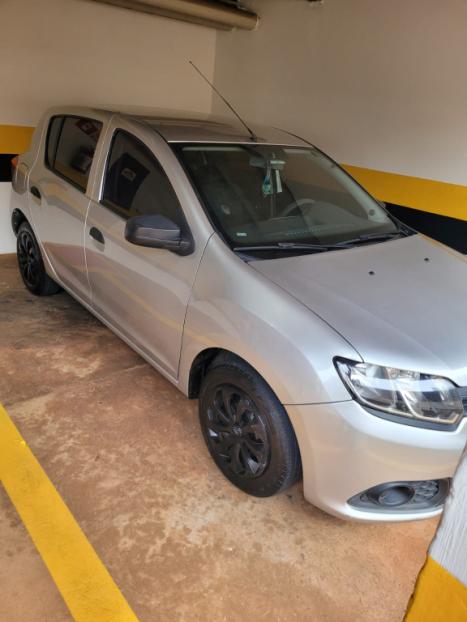 RENAULT Sandero 1.0 16V 4P FLEX AUTHENTIQUE, Foto 1
