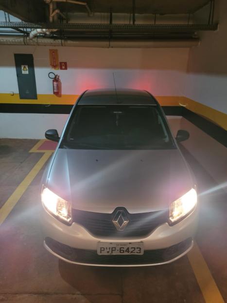 RENAULT Sandero 1.0 16V 4P FLEX AUTHENTIQUE, Foto 4