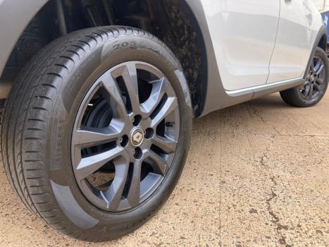 RENAULT Sandero 1.6 16V 4P FLEX STEPWAY AUTOMTICO, Foto 8