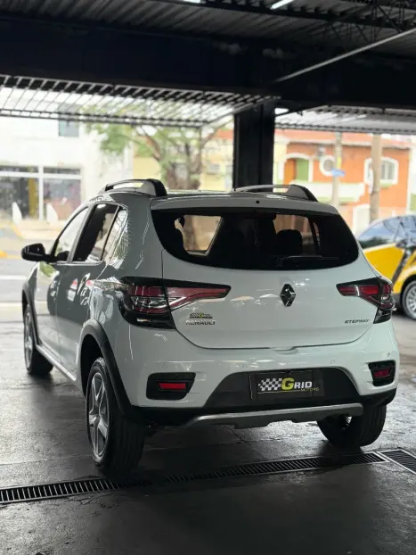 RENAULT Sandero 1.6 16V 4P FLEX SCE STEPWAY ZEN, Foto 4