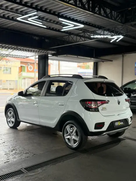 RENAULT Sandero 1.6 16V 4P FLEX SCE STEPWAY ZEN, Foto 9