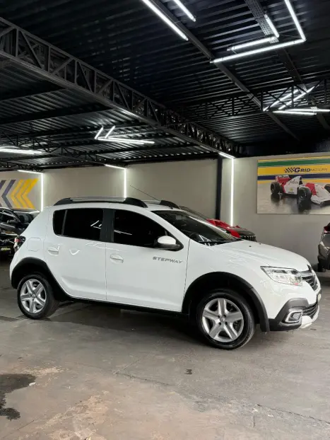 RENAULT Sandero 1.6 16V 4P FLEX SCE STEPWAY ZEN, Foto 19