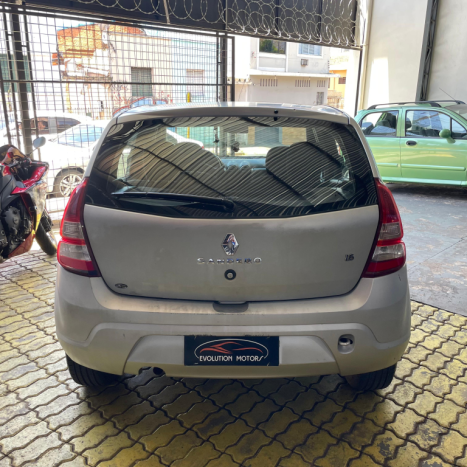 RENAULT Sandero 1.6 4P FLEX EXPRESSION, Foto 5 RENAULT Sandero 1.6 4P FLEX EXPRESSION, Foto 5