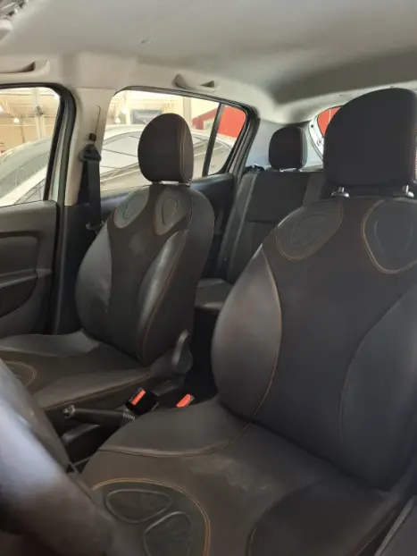 RENAULT Sandero 1.6 16V 4P FLEX STEPWAY, Foto 3