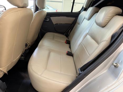 RENAULT Sandero 1.6 16V 4P FLEX SCE STEPWAY INTENSE X-TRONIC AUTOM�TICO CVT, Foto 10