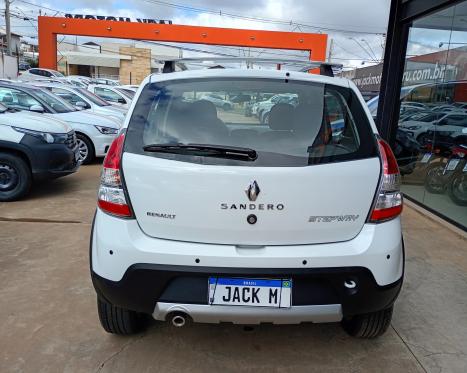 RENAULT Sandero 1.6 4P FLEX STEPWAY, Foto 5