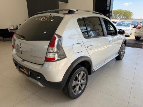RENAULT Sandero 1.6 16V 4P FLEX SCE STEPWAY DINAMIQUE EASY-R AUTOMATIZADO, Foto 6