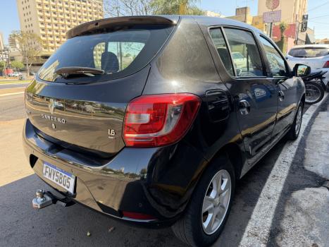RENAULT Sandero 1.6 4P FLEX DYNAMIQUE EASY-R AUTOMATIZADO, Foto 5
