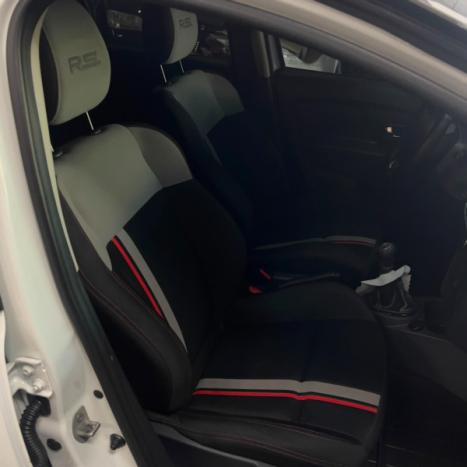 RENAULT Sandero 2.0 16V 4P RS RACING SPIRIT FLEX, Foto 14
