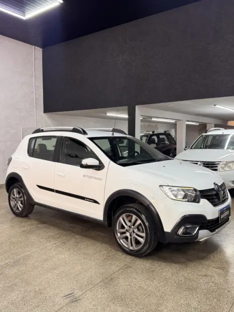 RENAULT Stepway 1.6 16V 4P FLEX SCE DINAMIQUE, Foto 9