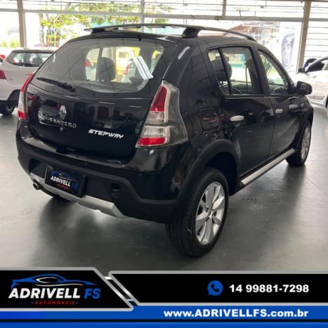 RENAULT Stepway 1.6 16V 4P FLEX ICONIC X-TONIC AUTOMÁTICO CVT, Foto 4