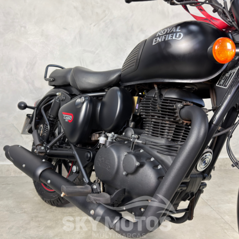 ROYAL ENFIELD Classic 350 ABS, Foto 2