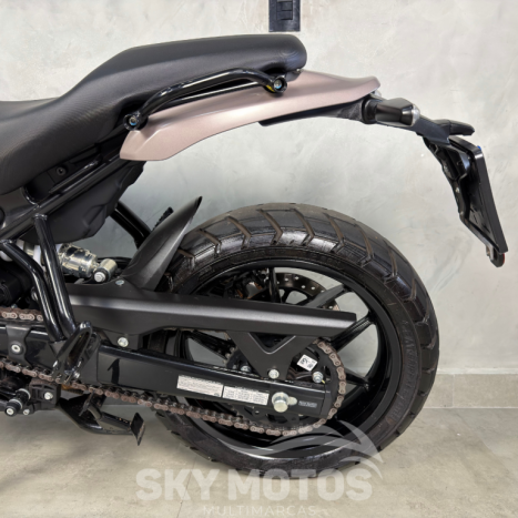 ROYAL ENFIELD Guerrilla 450 , Foto 13