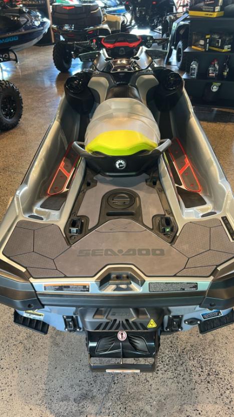 SEA DOO RXT X 325 , Foto 3