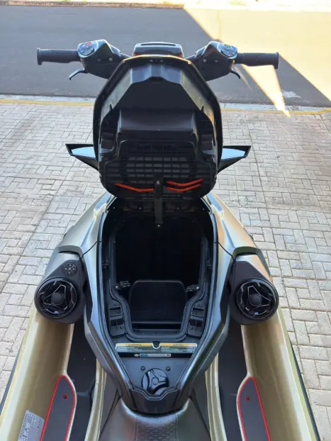SEA DOO RXT X 325 , Foto 19
