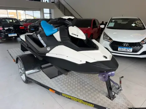 SEA DOO Spark 900 90 HP, Foto 1