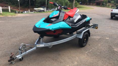 SEA DOO Spark Trixx 900 , Foto 4