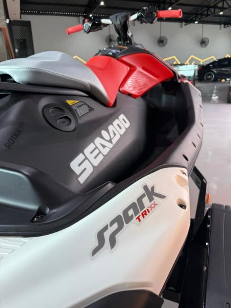 SEA DOO Spark Trixx 900 , Foto 5