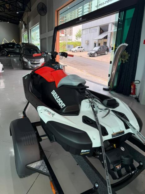 SEA DOO Spark Trixx 900 , Foto 11