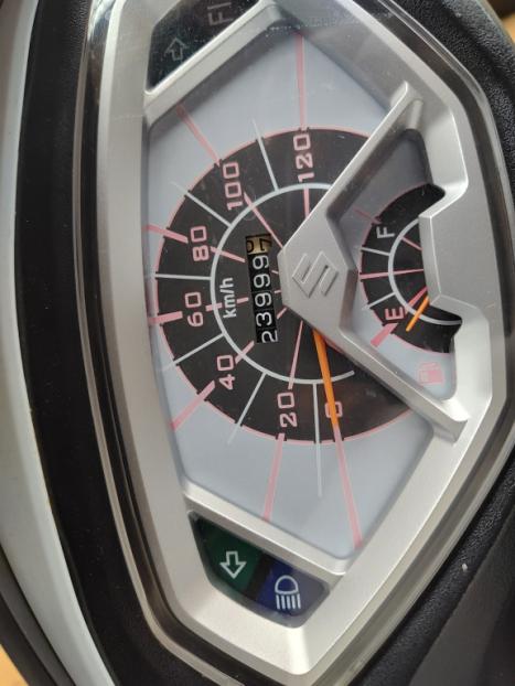 SUZUKI Burgman 125 , Foto 4