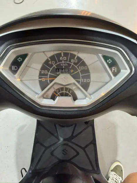 SUZUKI Burgman 125 , Foto 11