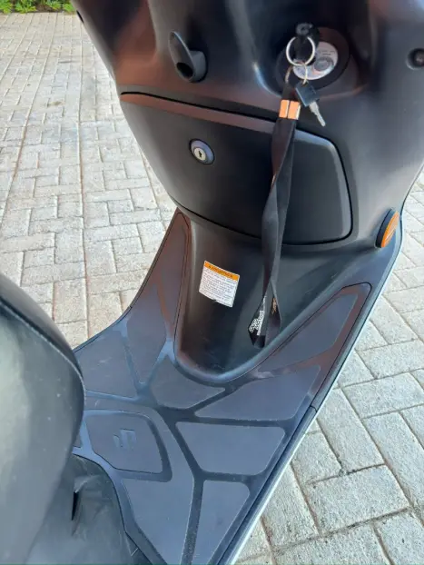 SUZUKI Burgman 125 , Foto 7