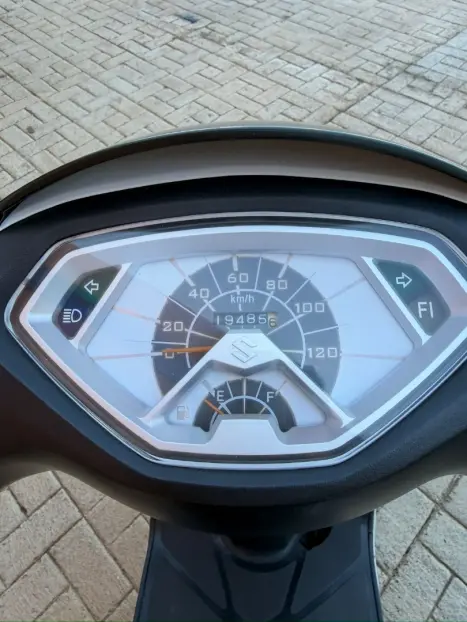 SUZUKI Burgman 125 , Foto 9