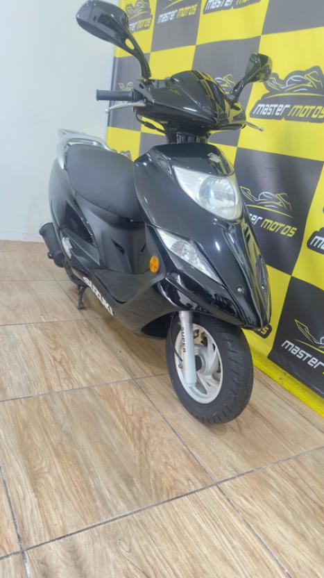 SUZUKI Burgman 125 , Foto 4