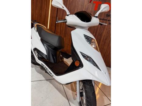 SUZUKI Burgman 125 , Foto 6