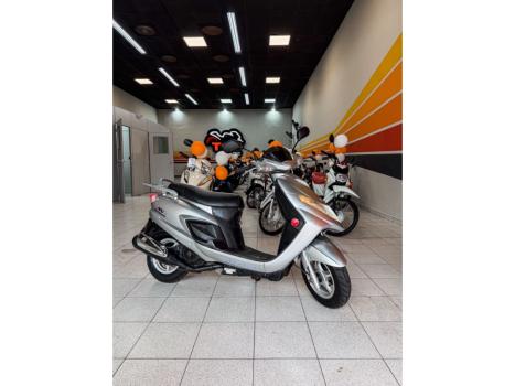 SUZUKI Burgman 125 , Foto 5