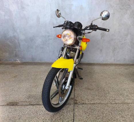 SUZUKI GSR 125 , Foto 2