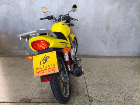 SUZUKI GSR 125 , Foto 4
