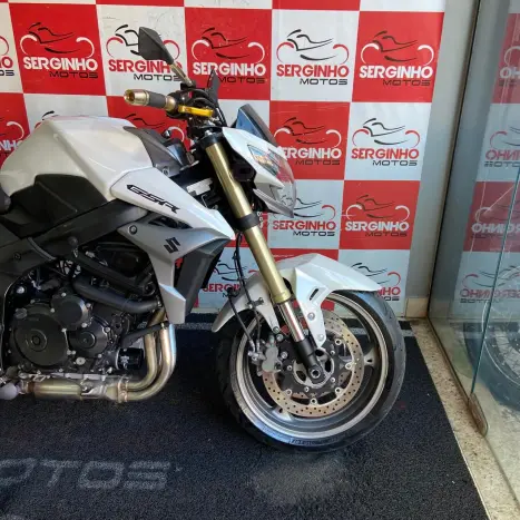 SUZUKI GSR 750 ZA, Foto 2