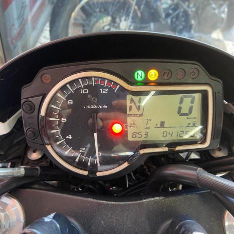SUZUKI GSR 750 ZA, Foto 6