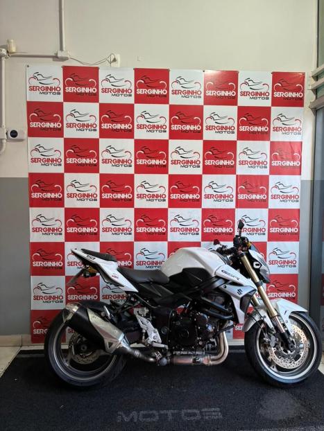 SUZUKI GSR 750 ZA, Foto 1