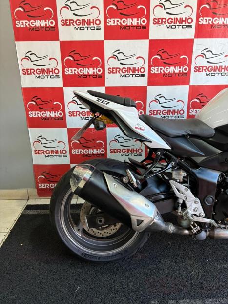 SUZUKI GSR 750 ZA, Foto 2