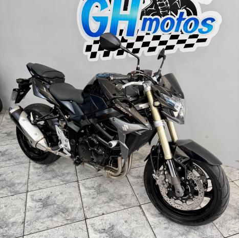 SUZUKI GSR 750 ZA, Foto 3