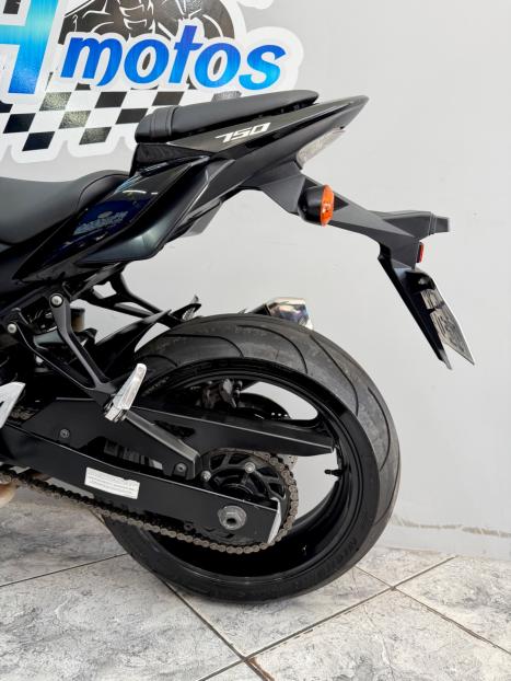 SUZUKI GSR 750 ZA, Foto 7