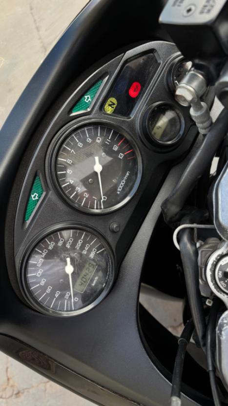 SUZUKI GSX 750 F , Foto 6
