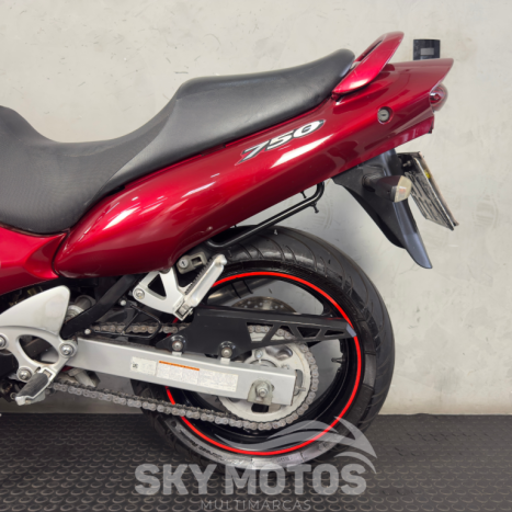 SUZUKI GSX 750 F , Foto 13