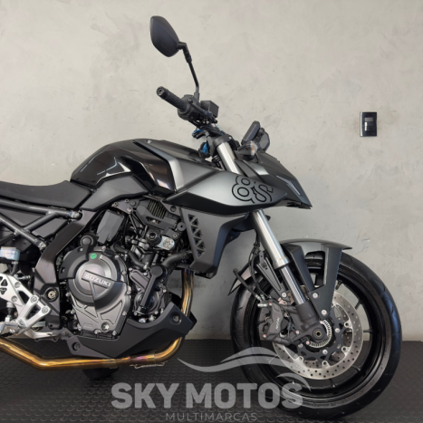 SUZUKI GSX 8S , Foto 3